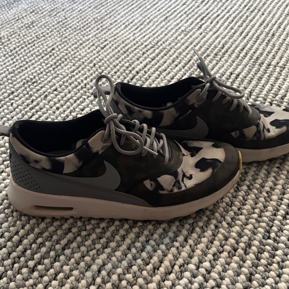 Nike Air Max Womens Sneakers - Black and White Marbled